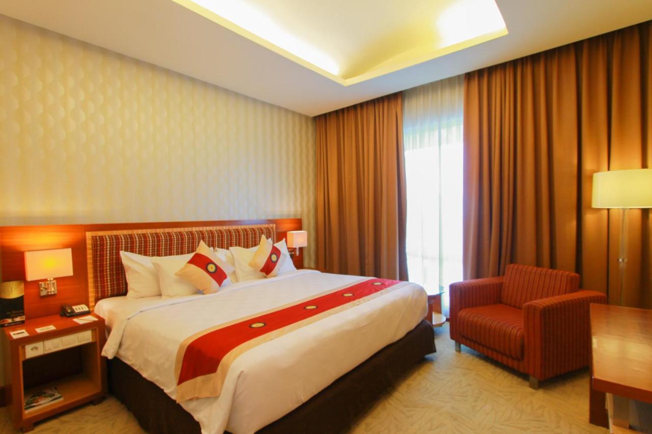 Swiss-Belhotel Maleosan Μανάντο Εξωτερικό φωτογραφία