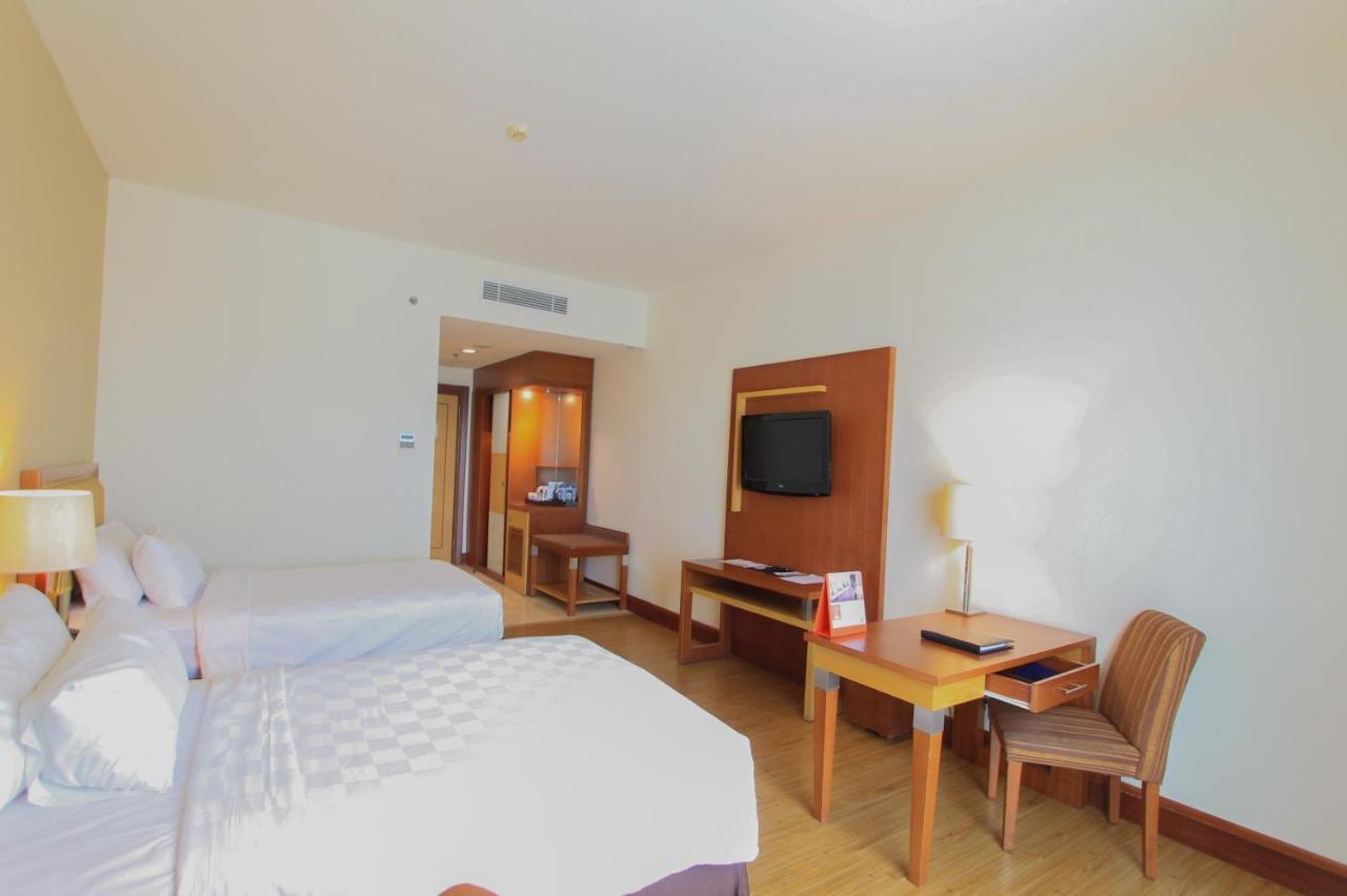 Swiss-Belhotel Maleosan Μανάντο Εξωτερικό φωτογραφία