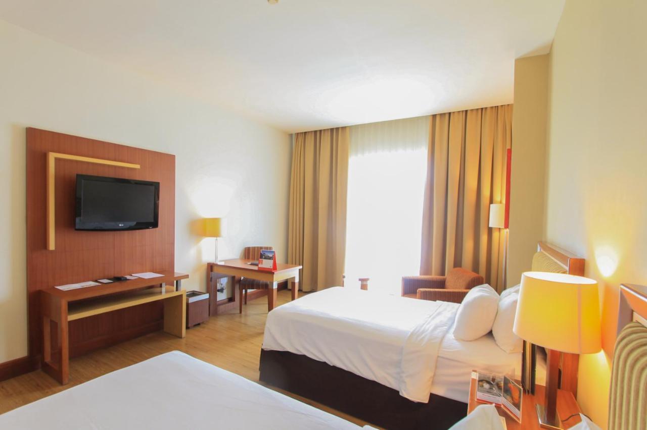 Swiss-Belhotel Maleosan Μανάντο Εξωτερικό φωτογραφία