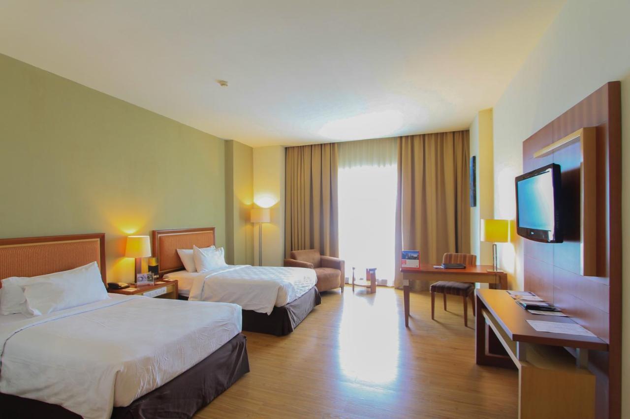 Swiss-Belhotel Maleosan Μανάντο Εξωτερικό φωτογραφία